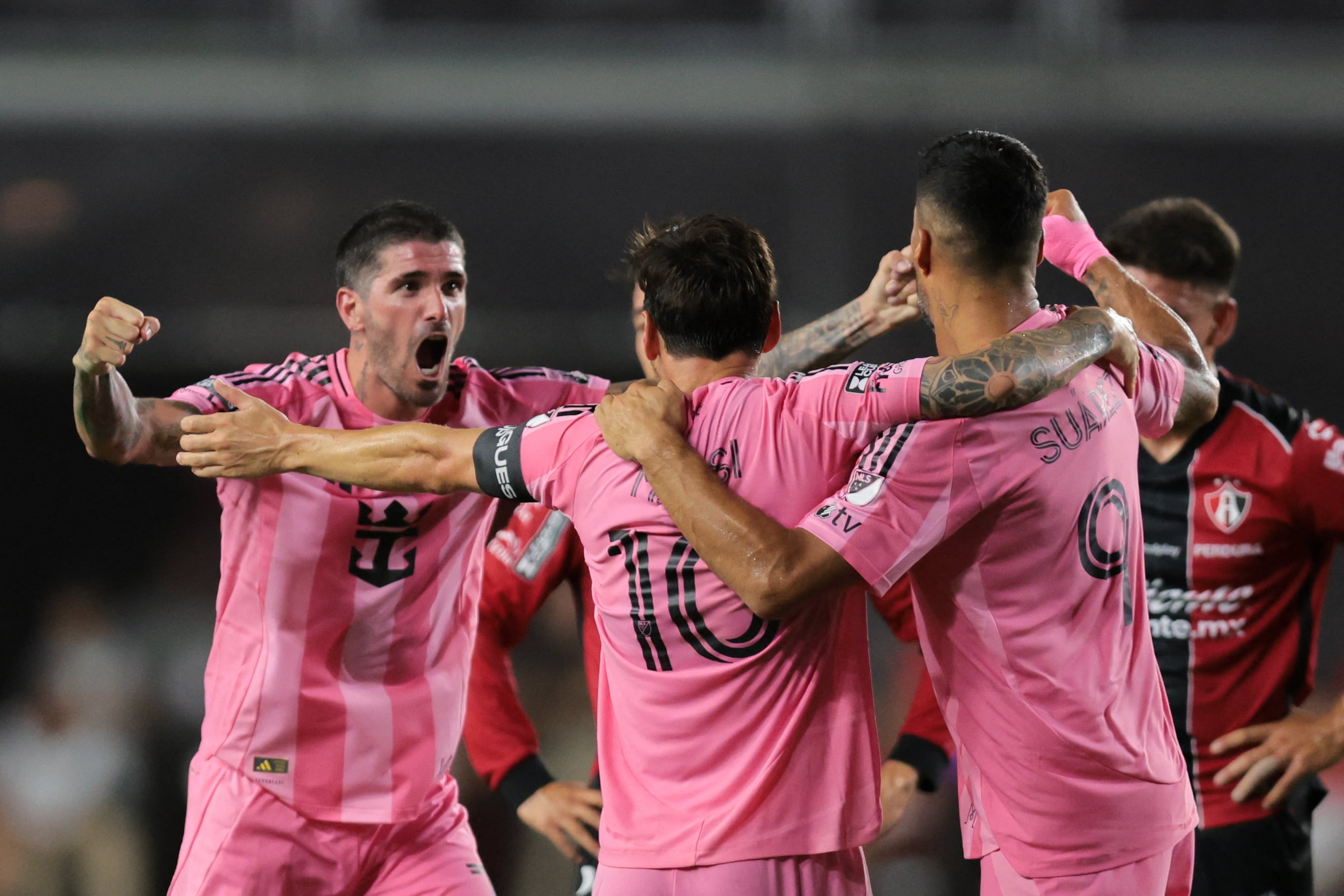 Messi brilla en el debut de De Paul e Inter Miami consigue valioso triunfo