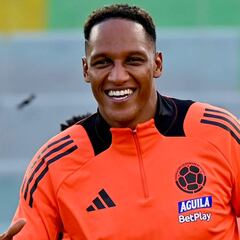 Yerry Mina, tocado antes del partido contra Bolivia