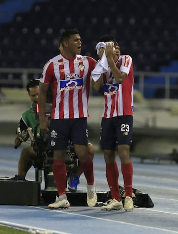 La dedicatoria de Luis Díaz en el primer gol fue para su abuela que falleció el pasado lunes. 