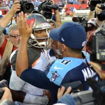 Jameis Winston y Marcus Mariota tras su debut en la NFL.