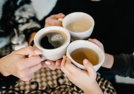 La bebida colombiana más común que reduce el riesgo de demencia