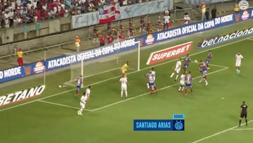Santiago Arias marcó su primer gol con Bahía en Brasil.