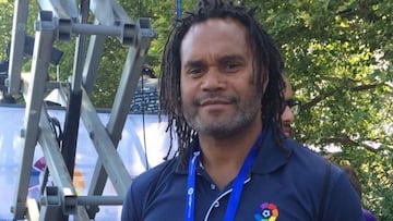 Karembeu.