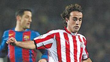 <b>DIFICULTADES. </b>La entrada del Barcelona complica el fichaje de Ezquerro.