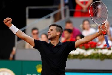 Thiem stuns Rafa Nadal in Madrid quarters