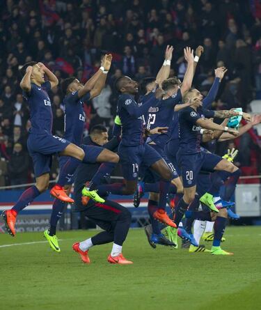 Ibrahimovic says he gets more focus than PSG's Barcelona win