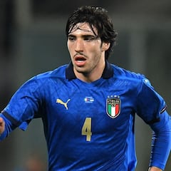 Italia clama por los tres partidos de sanción para Tonali