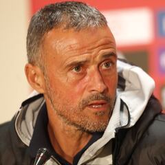 Spain coach Luis Enrique shrugs off pressure ahead of World Cup qualifier