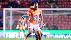 Pachuca sigue hundiendo a los Gallos