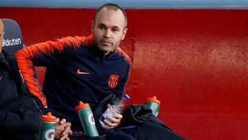 La suplencia de Iniesta en Riazor es "por molestias físicas"
