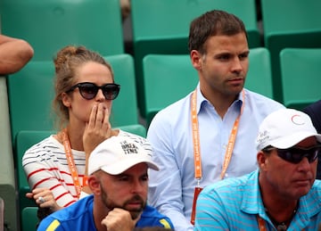 Kim Murray, esposa de Andy Murray observa el partido de su marido junto al staff técnico del tenista británico.