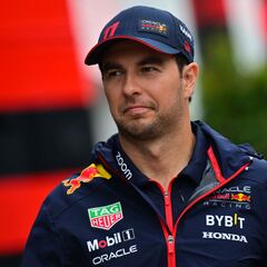 Checo Pérez revela la causa por la que sufre con Red Bull