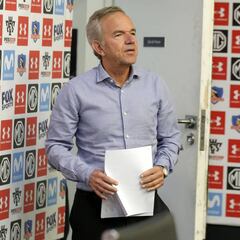 Tapia y Vera presentan proyecto para convencer a Ruiz-Tagle