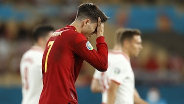 SEVILLE, SPAIN - JUNE 19: Alvaro Morata of Spain looks dejected during the UEFA Euro 2020 Championship Group E match between Spain and Poland at Estadio La Cartuja on June 19, 2021 in Seville, Spain. (Photo by Marcelo Del Pozo - Pool/Getty Images)
