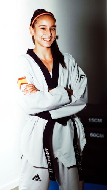 Adriana Cerezo, campeona de la categoría -49 kg en el Open de Polonia.