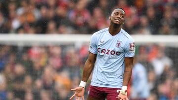 Jhon Durán en un partido de Aston Villa en la Premier League.