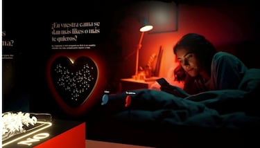 Anna Vicen Renner, coach de terapia de parejas: “Estamos normalizando que cada uno se refugie en su pantalla”