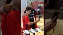 La gentileza de Alexis y Vidal con los pequeños de la Teletón