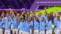 Los jugadores del Manchester City celebran el Mundial de Clubes