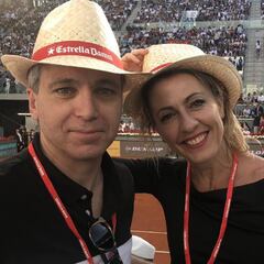 Vicente Vallés detalla cómo vive su rivalidad en televisión con su mujer, Ángeles Blanco