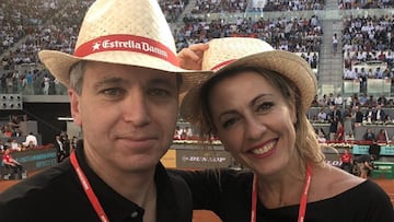 Vicente Vallés detalla cómo vive su rivalidad en televisión con su mujer, Ángeles Blanco