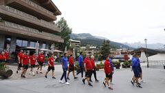 20/07/18 PRETEMPORADA VALENCIA EN SUIZA 
 PASEO CRANS MONTANA 