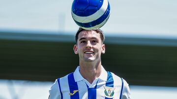 22/07/25
PRESENTACION FIGUEREDO EN EL CD LEGANES