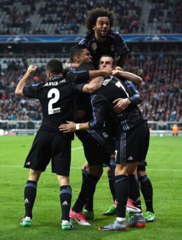 Bayern 1-2 Real Madrid: Champions League - in pictures