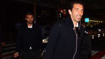 Buffon encabezó la expedición juventina a su llegada a Madrid con hora y media de retraso.