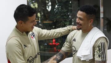 Luciano habla de la competencia con James Rodríguez.