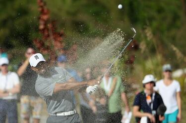 Tiger Woods continues his resurrection in Albany