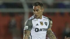Lo quiso Universidad Católica y ahora dirigirá a Eduardo Vargas en Brasil