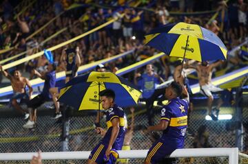 Boca es el nuevo campeón de la Superliga con un punto de diferencia sobre River Plate, equipo que empató ante Atlético Tucumán.