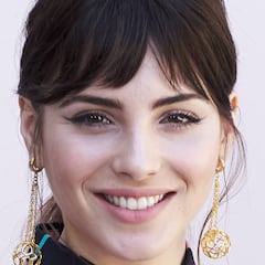 Andrea Duro se "corta" al hablar de Chicharito