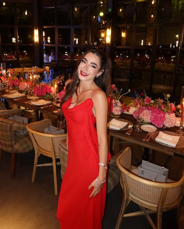 El fiestón de cumpleaños de Lola Lolita: invitados VIP y una tarta única de flores