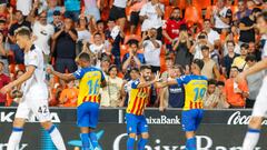 Gayà y Hugo Duro celebran el gol del delantero.