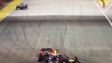 INTRATABLE. En la carrera nocturna de Singapur 2013, Vettel se impuso de forma arrolladora al resto de sus rivales. 