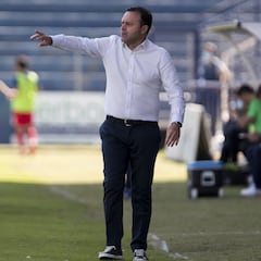 Salmerón: “El Recreativo Granada es de los mejores equipos del grupo”