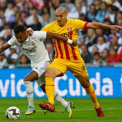 Oriol Romeu, todo un centrocampista de puño y letra