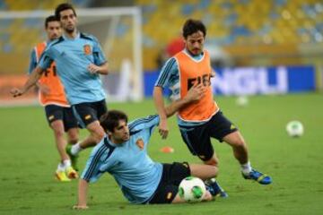 Javi Martinez y David Silva.