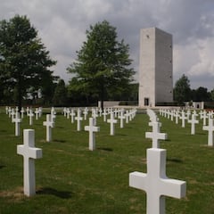 Several panels depicting black soldiers removed from a World War II cemetery in the Netherlands: fears that this is part of Trump’s campaign to rewrite history