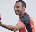 Cazorla vuelve al Bernabéu tras siete años y un calvario