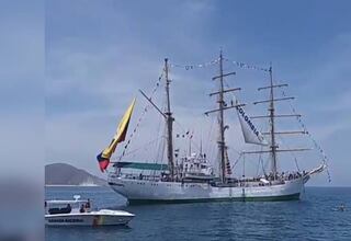 Orlando Duque saltó desde el Buque Gloria en Santa Marta