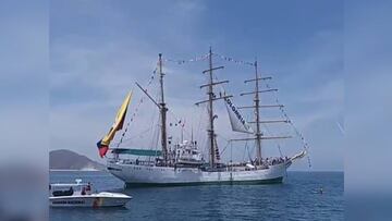 Orlando Duque saltó desde el Buque Gloria en Santa Marta