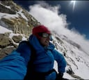 Kilian Jornet inicia su ascensión al Everest con el récord en mente
