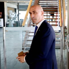 Supercopa: el Sevilla no acepta jugar el 12 de agosto en Tánger a partido único y decidirá el CSD