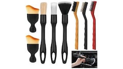Arrasa en Amazon y cuesta menos de 7 euros: adiós al polvo con este ‘pack’ de cepillos para limpiar el coche