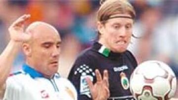 <b>RETORNO EN EL AIRE. </b>Movilla está a punto de regresar al Zaragoza, pero el culebrón se alarga por culpa del Atlético de Madrid y de Javi Moreno.