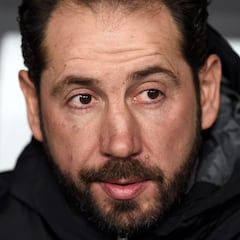 Machín firma por el colista de Arabia Saudí