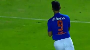 Felipe Mora clasificó a Cruz Azul a los playoffs con este gol